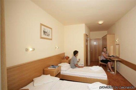 Thermal Hotel Harkány Room photo