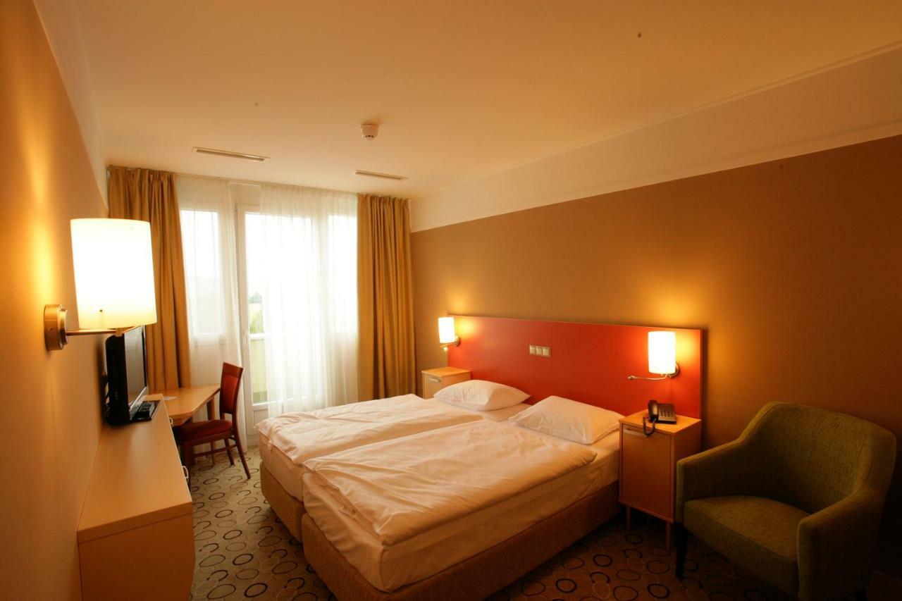 Thermal Hotel Harkány Exterior photo